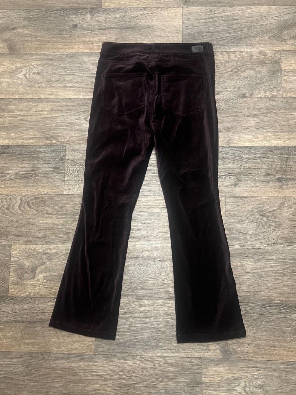 Paige Claudine High Rise Ankle Length Flare Pant in Black Cherry Size 28 Velvet - Picture 13 of 13